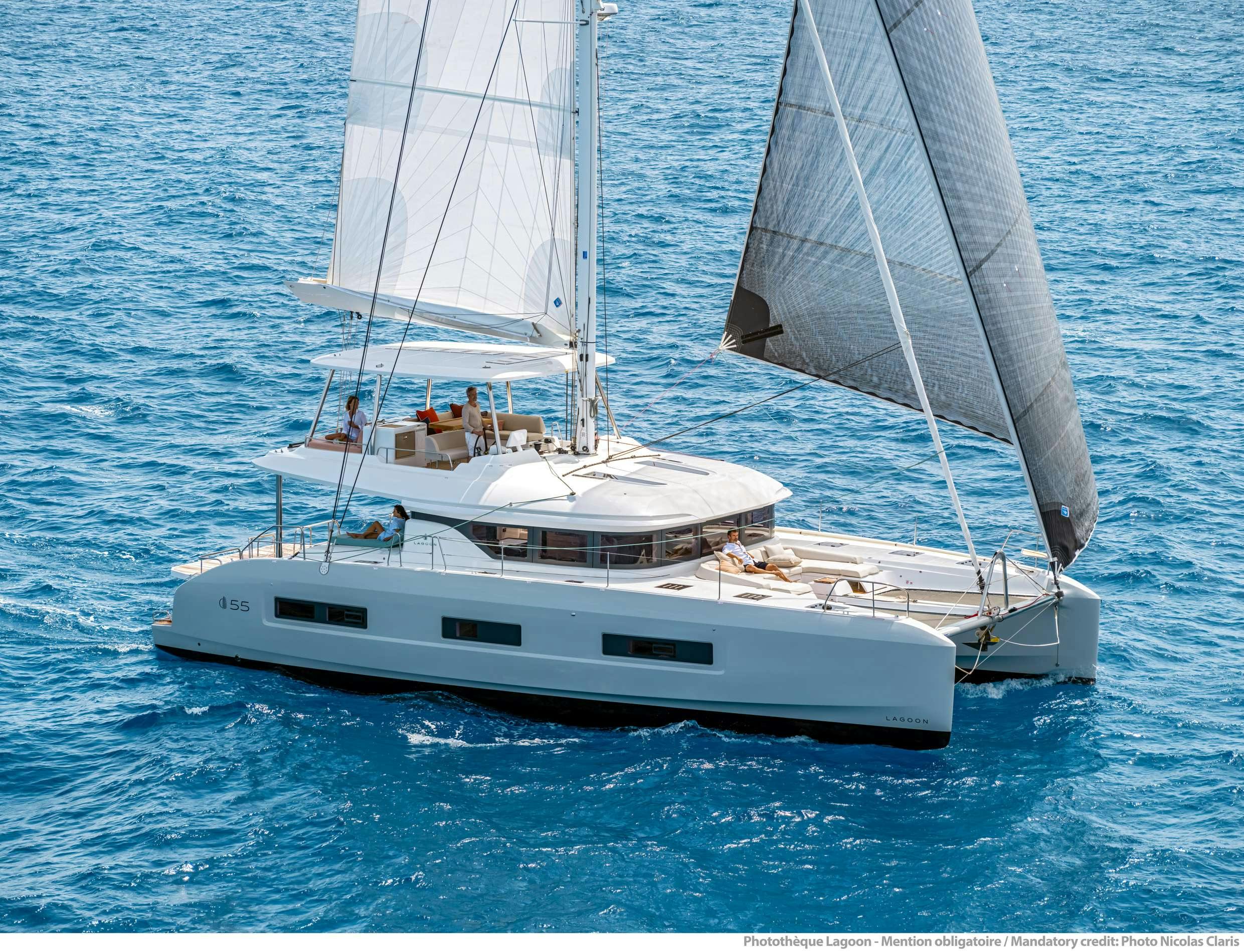 VALIUM 55 - Yacht Charter Cyclades & Boat hire in Greece 1